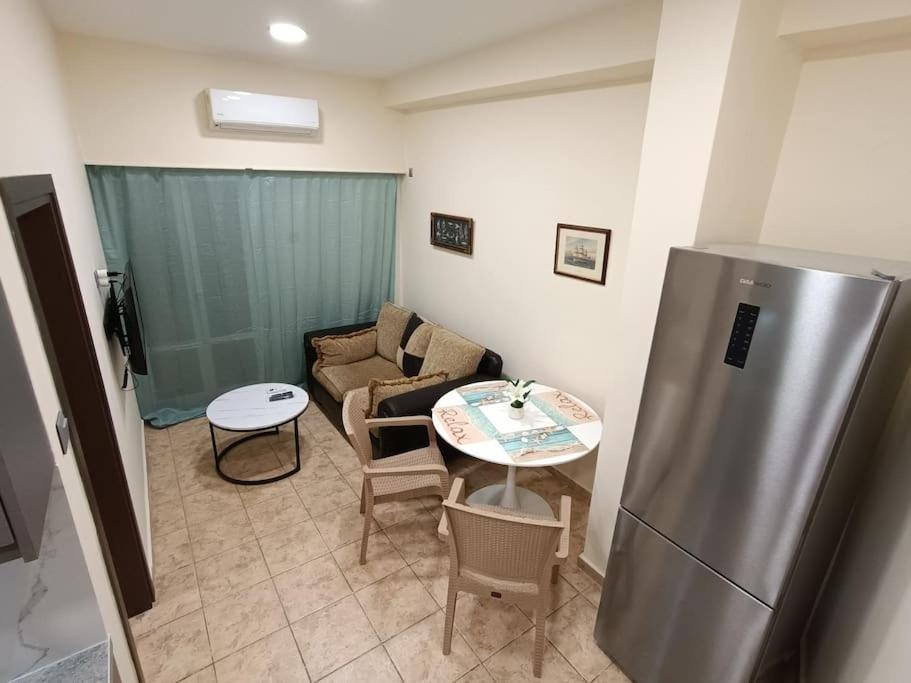 Athens Sky Suites 1 Piraeus Exterior photo