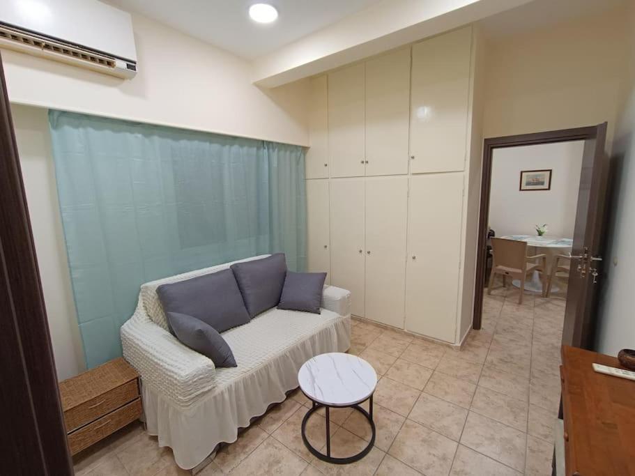 Athens Sky Suites 1 Piraeus Exterior photo